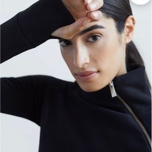 Marcellanyc zip up black quarter zip top